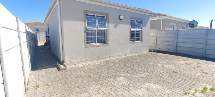 3 Bedroom Property for Sale in Strandfontein Western Cape